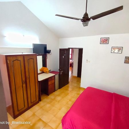 Jes Guest House Majorda Luaran gambar