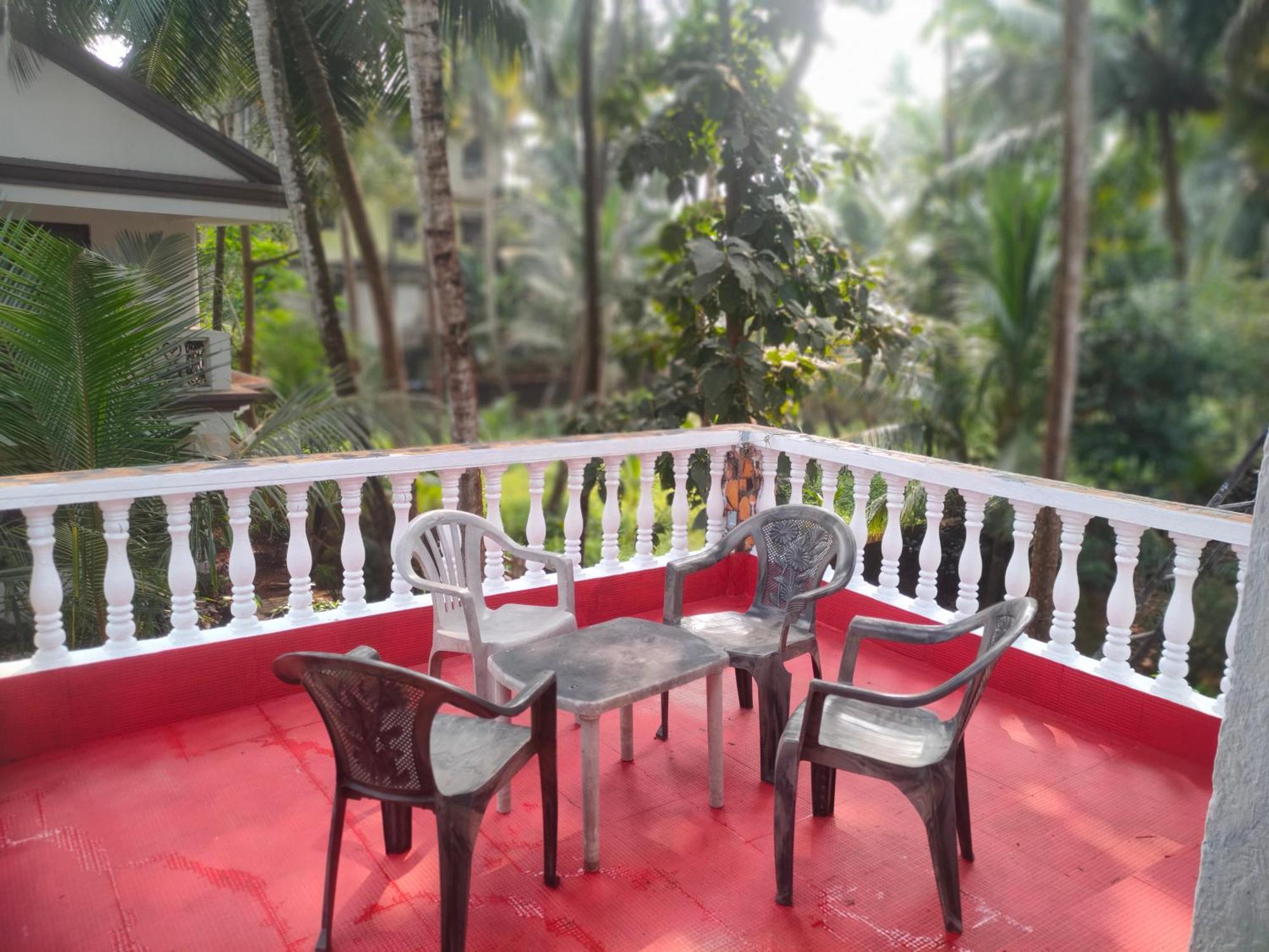 Jes Guest House Majorda Luaran gambar