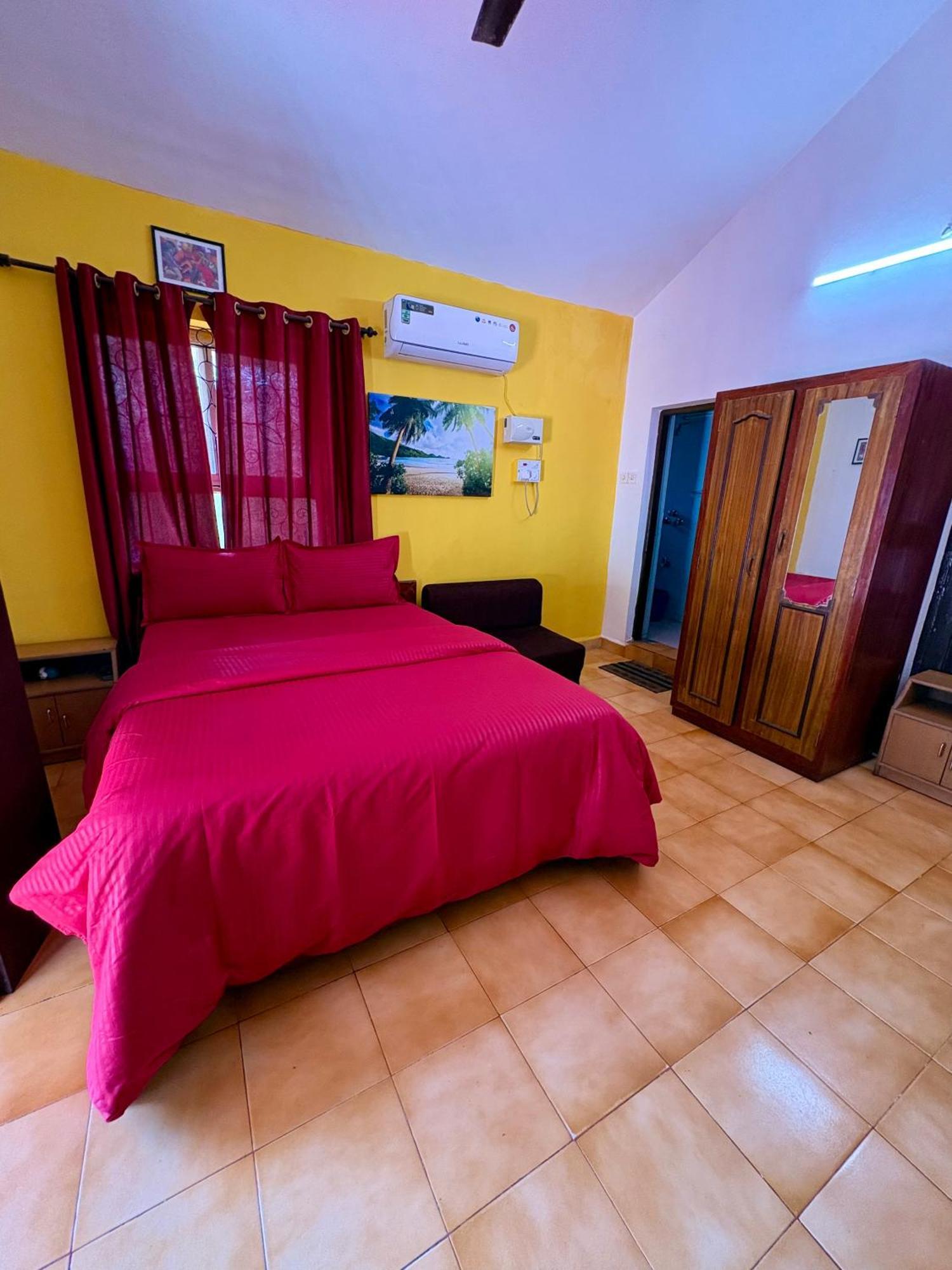 Jes Guest House Majorda Luaran gambar