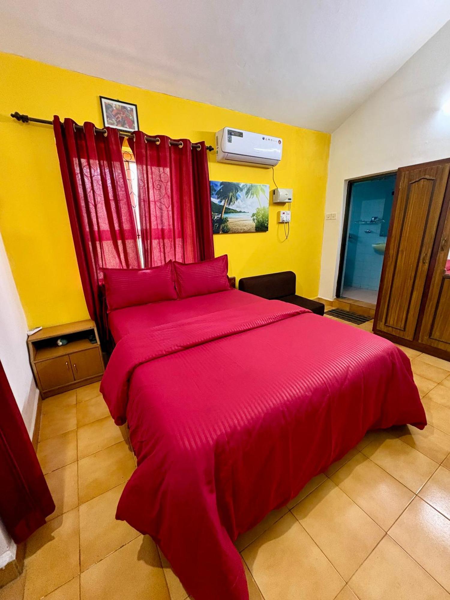 Jes Guest House Majorda Luaran gambar