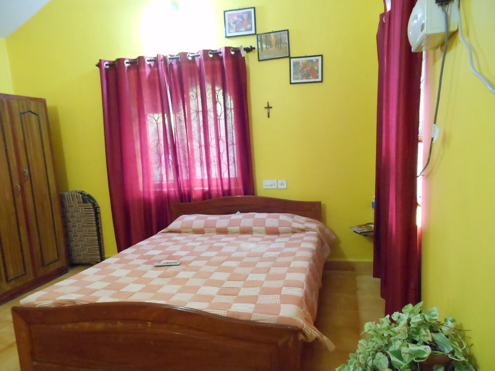 Jes Guest House Majorda Luaran gambar