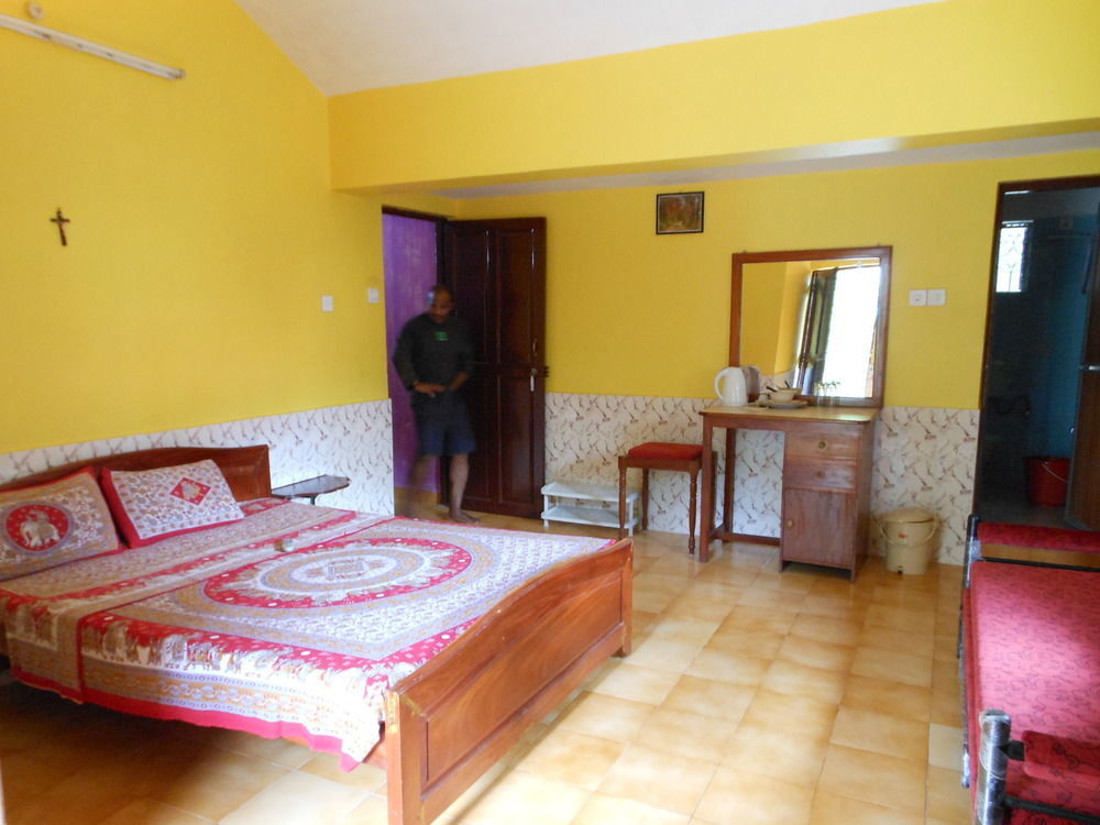 Jes Guest House Majorda Luaran gambar
