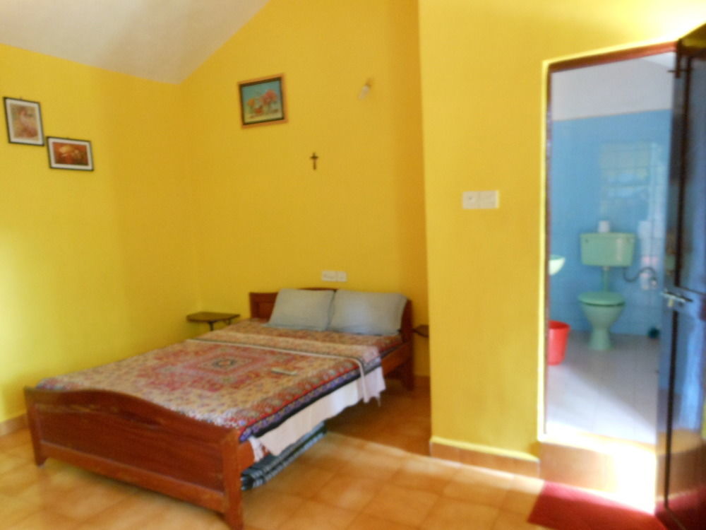 Jes Guest House Majorda Luaran gambar