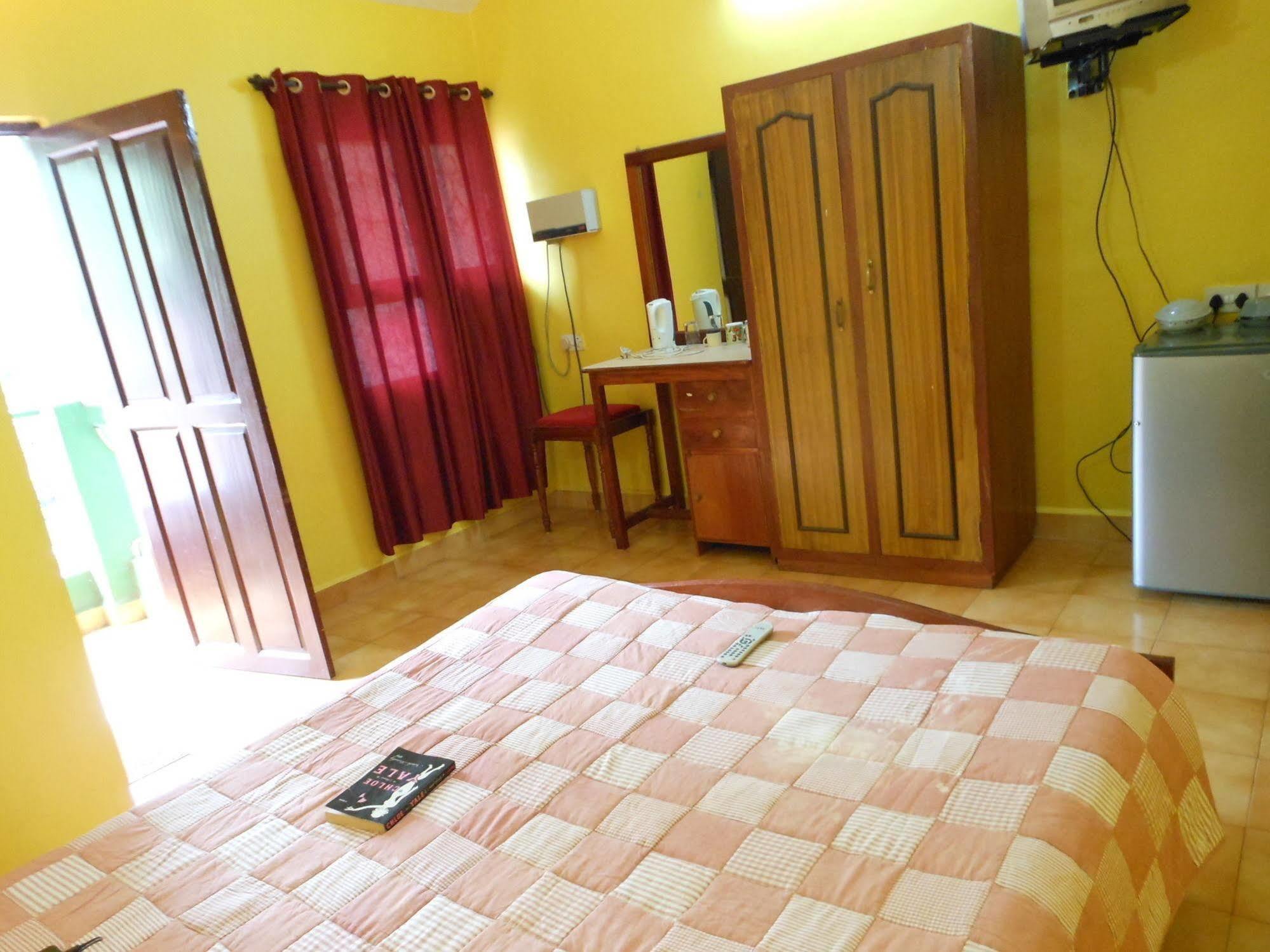 Jes Guest House Majorda Luaran gambar