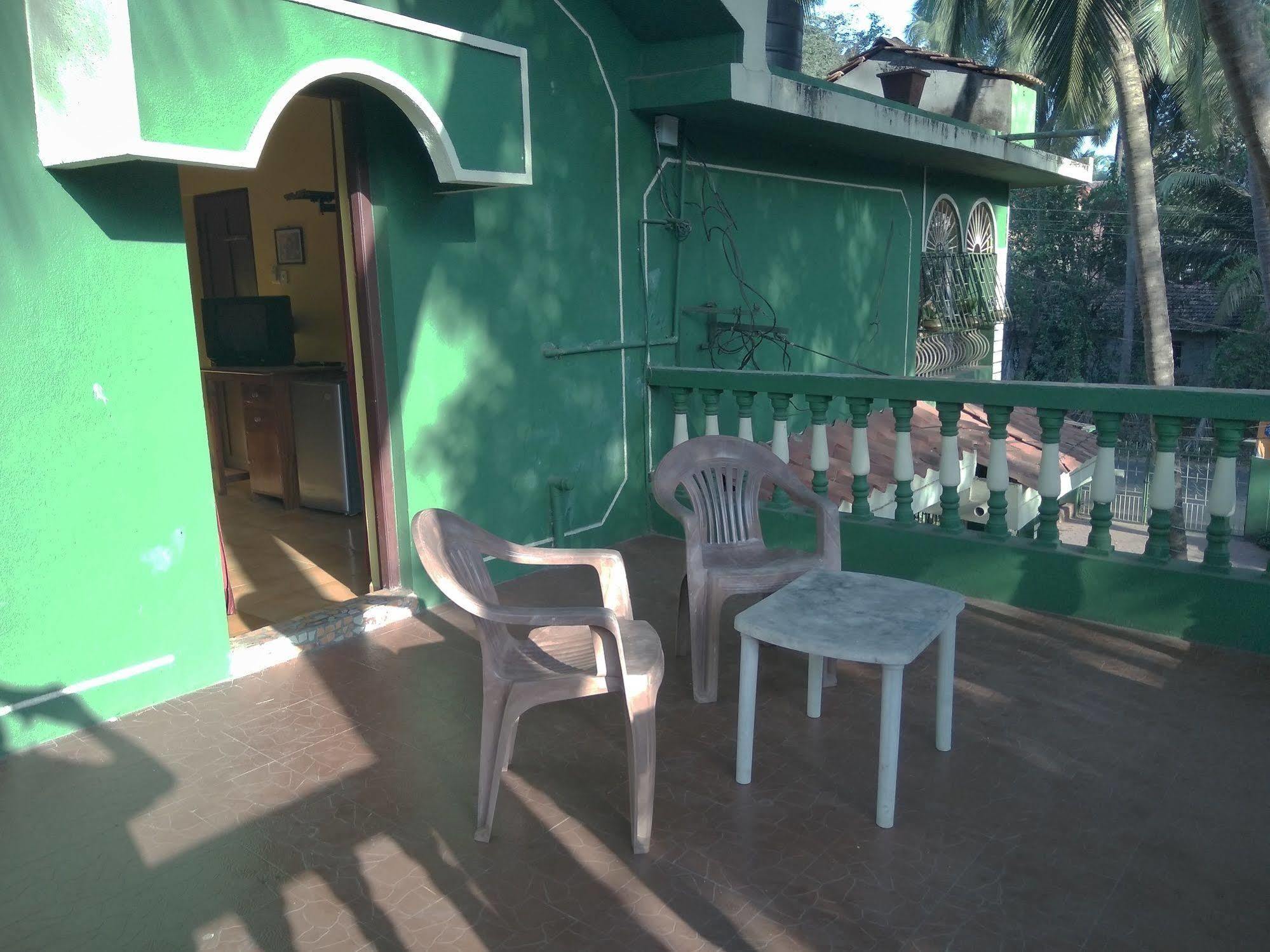 Jes Guest House Majorda Luaran gambar