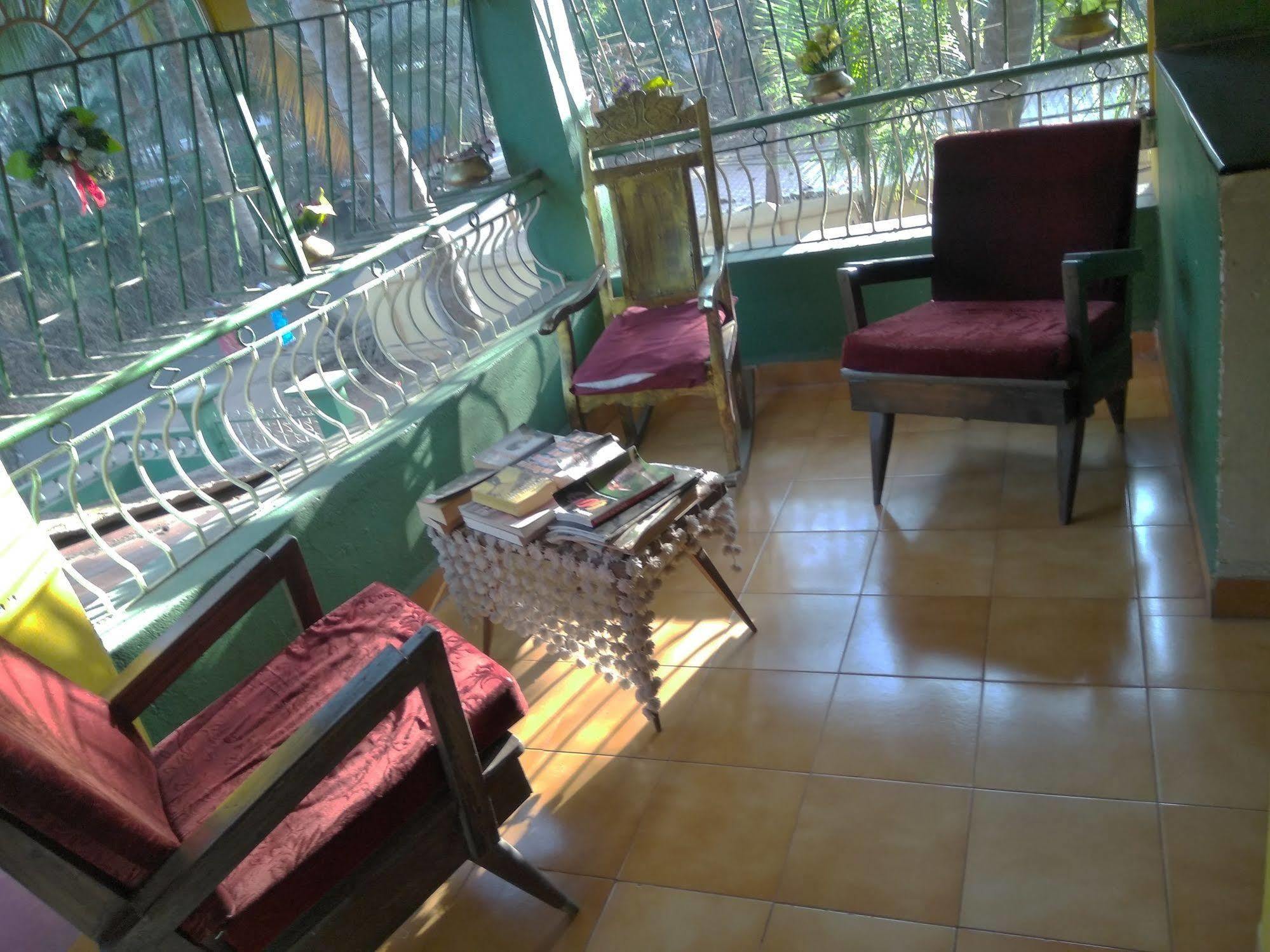 Jes Guest House Majorda Luaran gambar